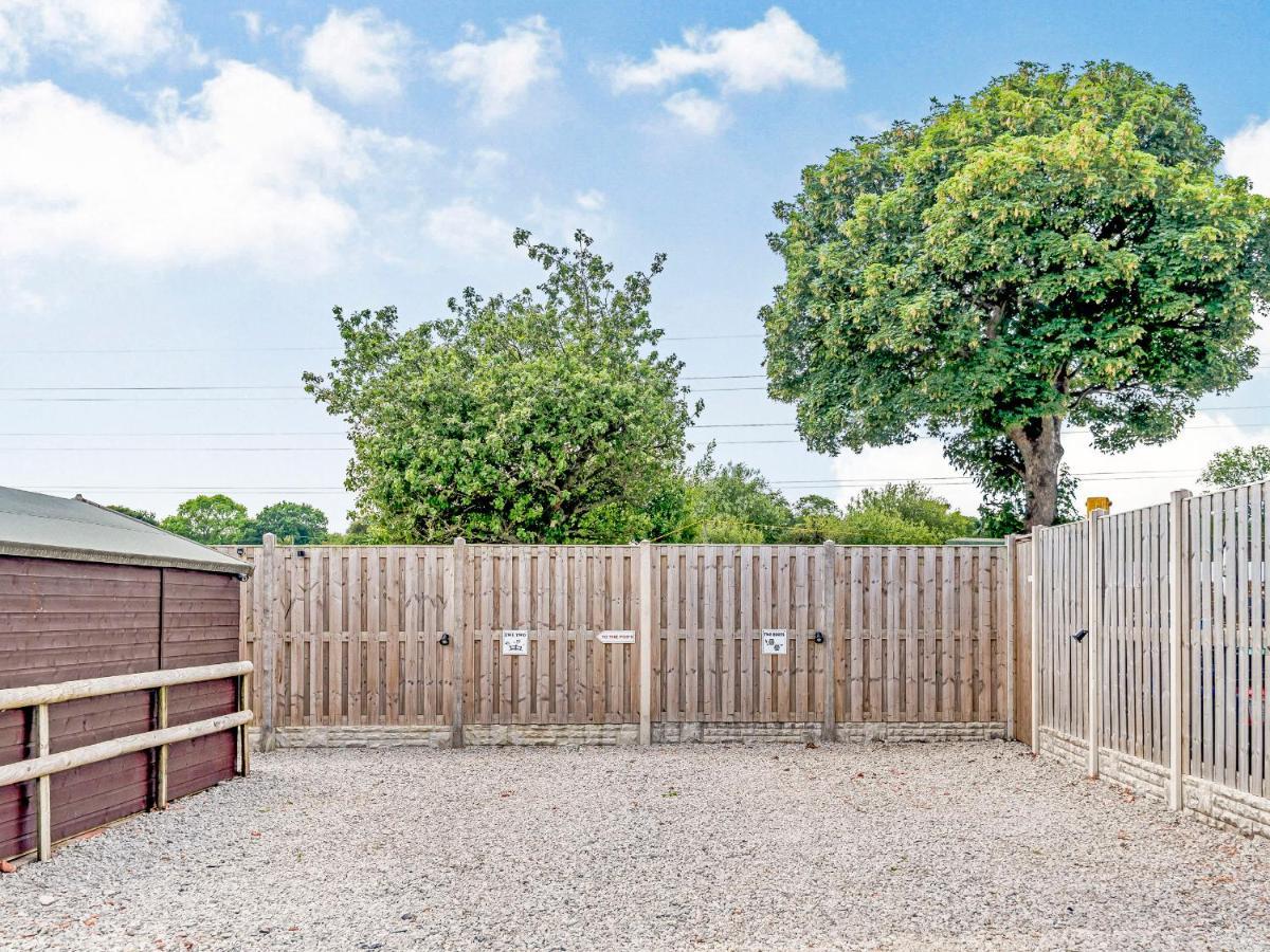 Ewe Two Vila Flint Exterior foto